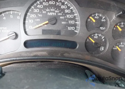 2004 Chevrolet Silverado 1500 Ls z USA, uszkodzony, nr VIN 2GCEC19V941113411